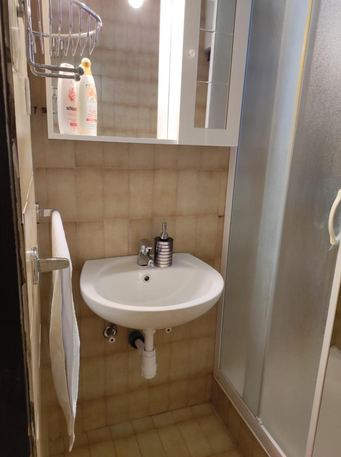 Apartmani Valentino Makarska Exteriör bild